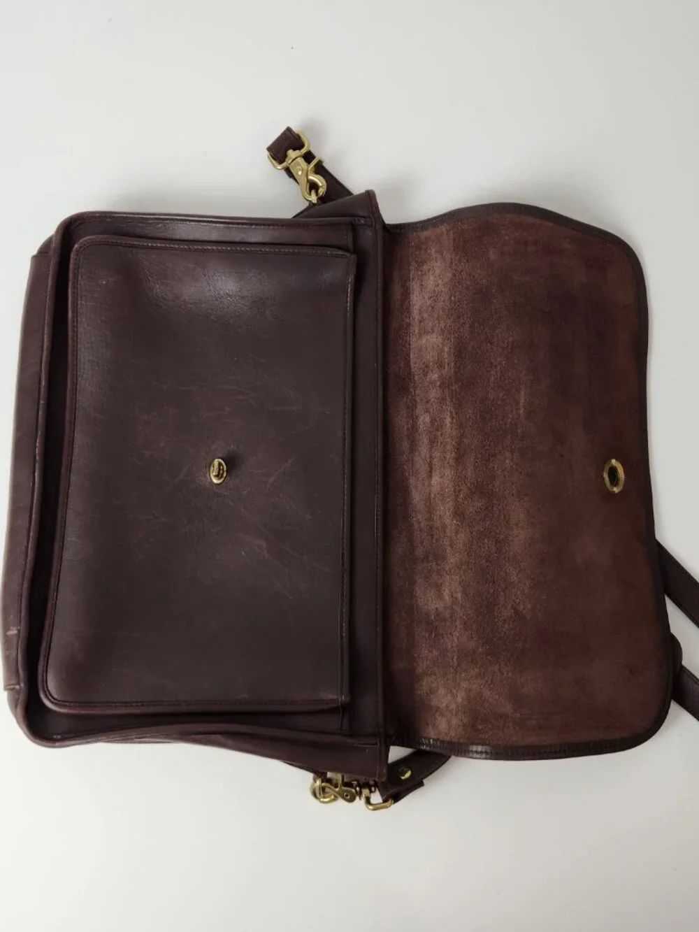 Hunt Club Messenger Bag Vintage Brown Leather Brass Turn Lock Removable Strap